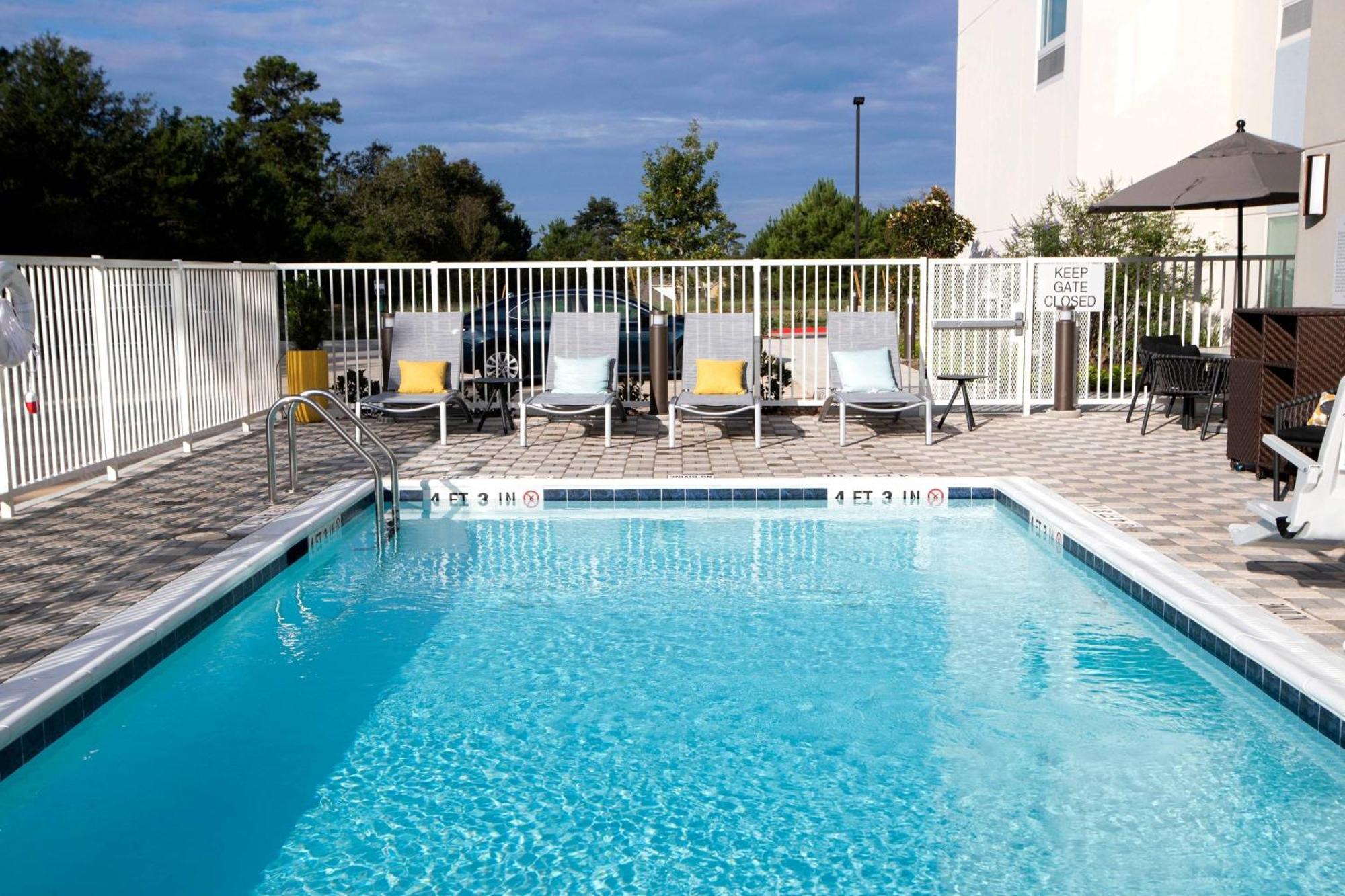 Towneplace Suites By Marriott Conroe Exteriör bild