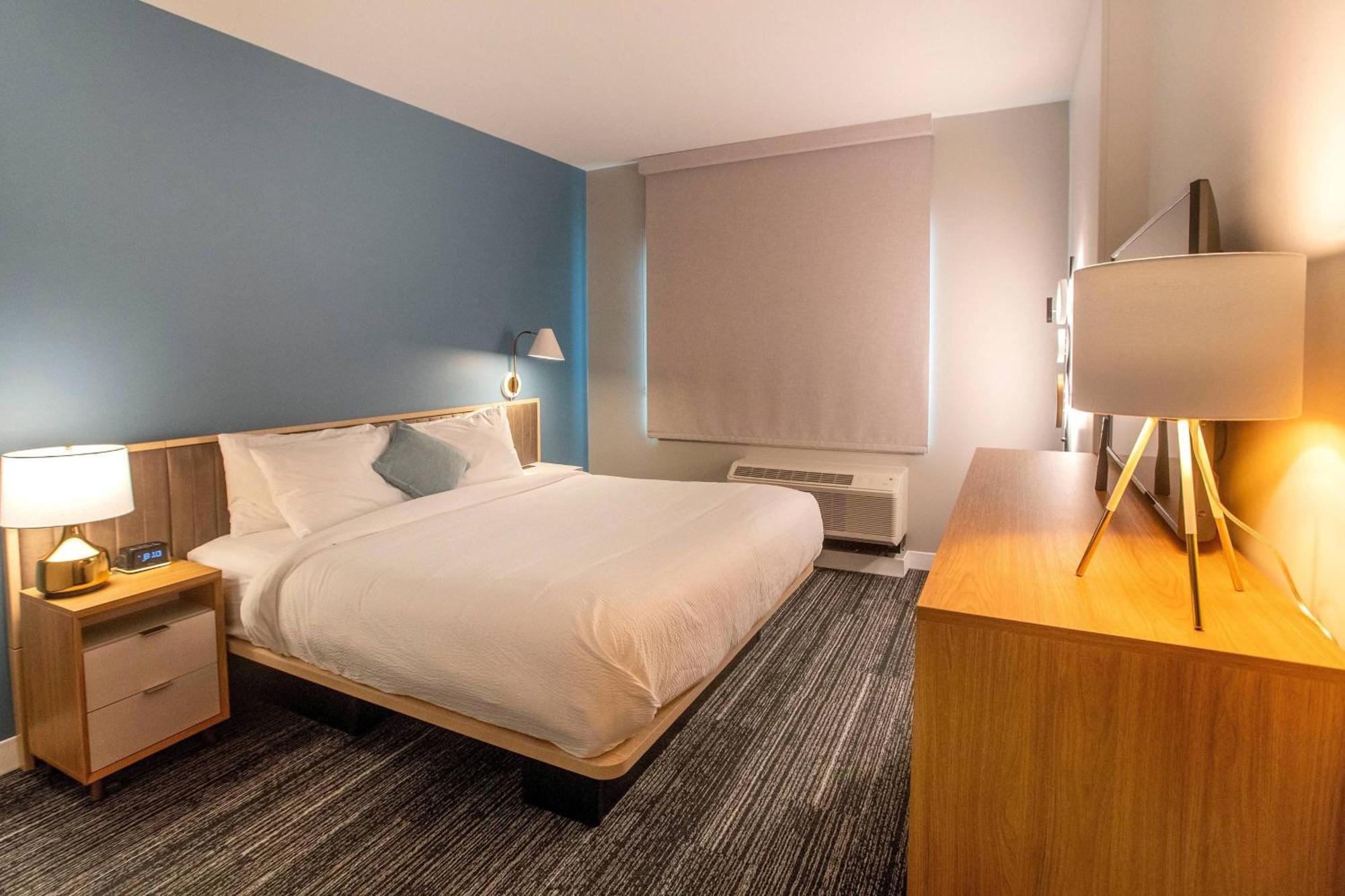 Towneplace Suites By Marriott Conroe Exteriör bild