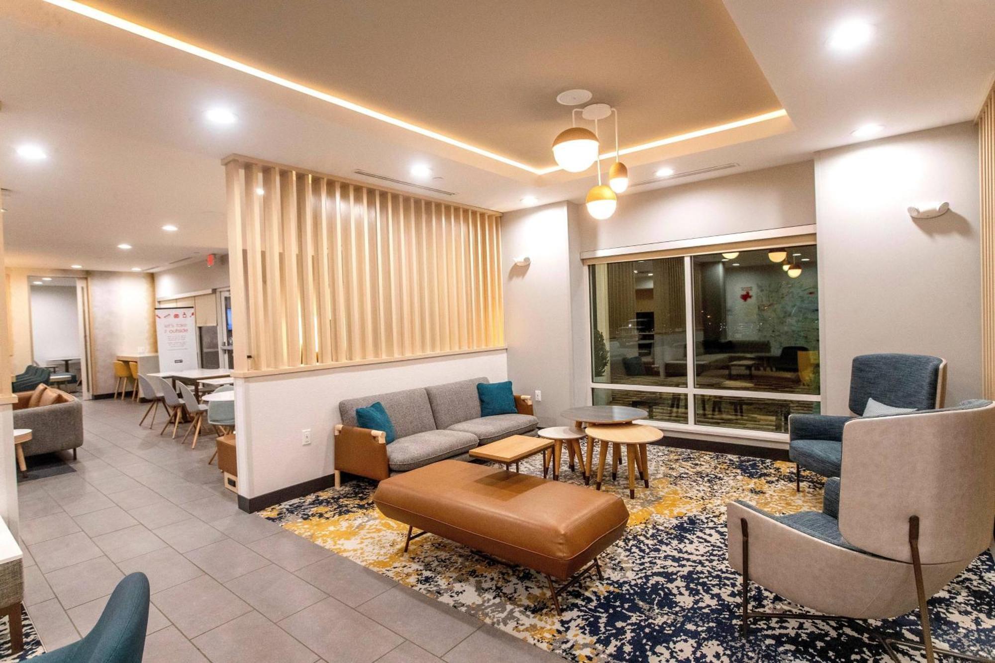 Towneplace Suites By Marriott Conroe Exteriör bild